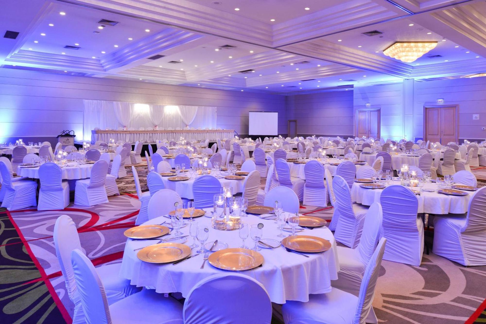 Delta Hotels By Marriott Regina Bagian luar foto